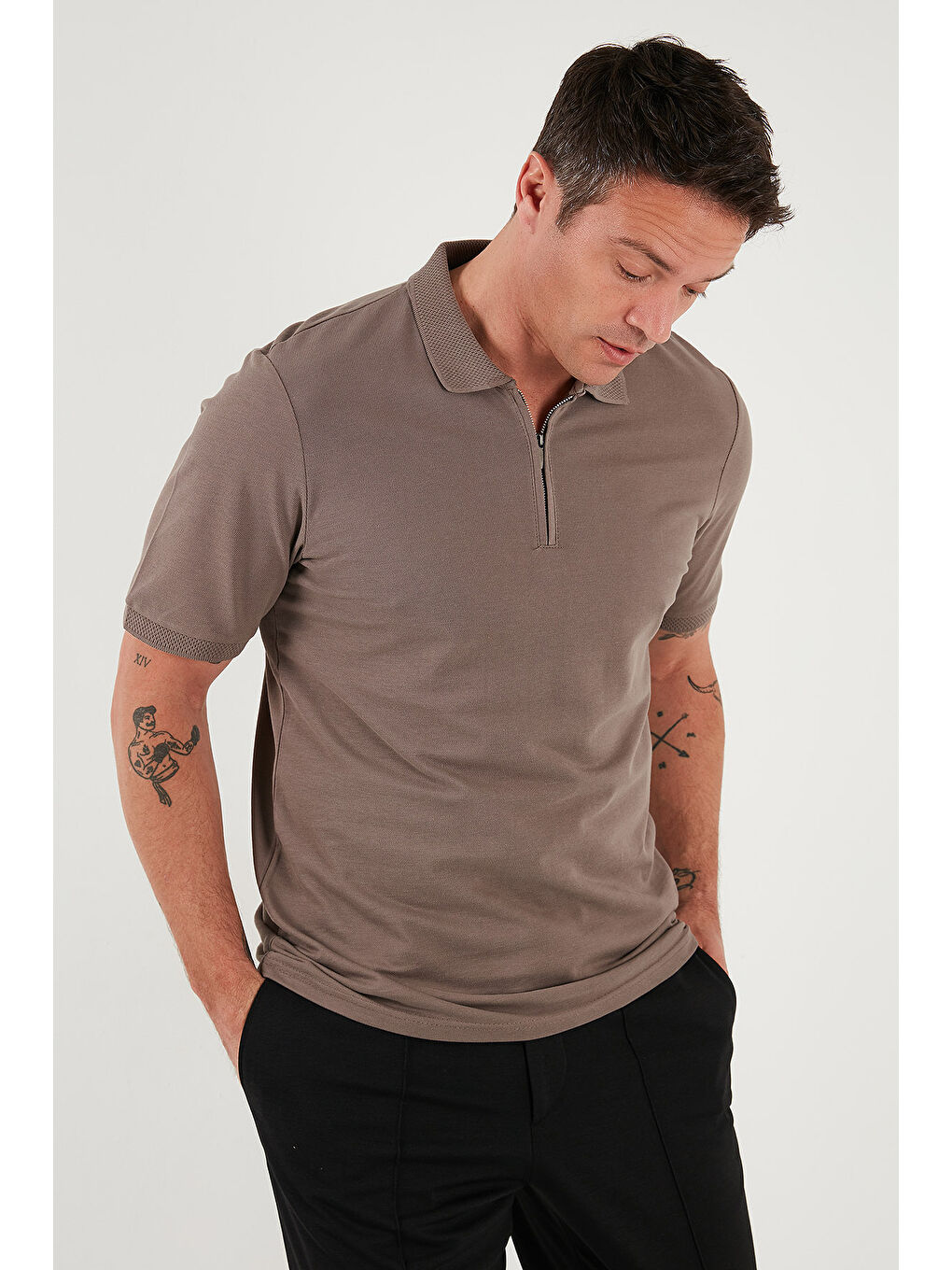 Kahverengi Pamuklu Regular Fit Yarım Fermuarlı Polo Yaka %100 Pamuk Tişört 5903008