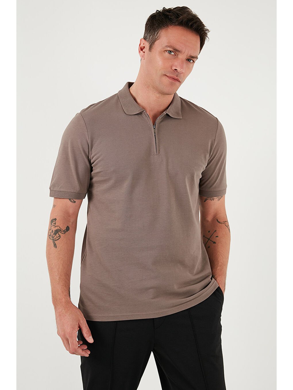 Kahverengi Pamuklu Regular Fit Yarım Fermuarlı Polo Yaka %100 Pamuk Tişört 5903008-4