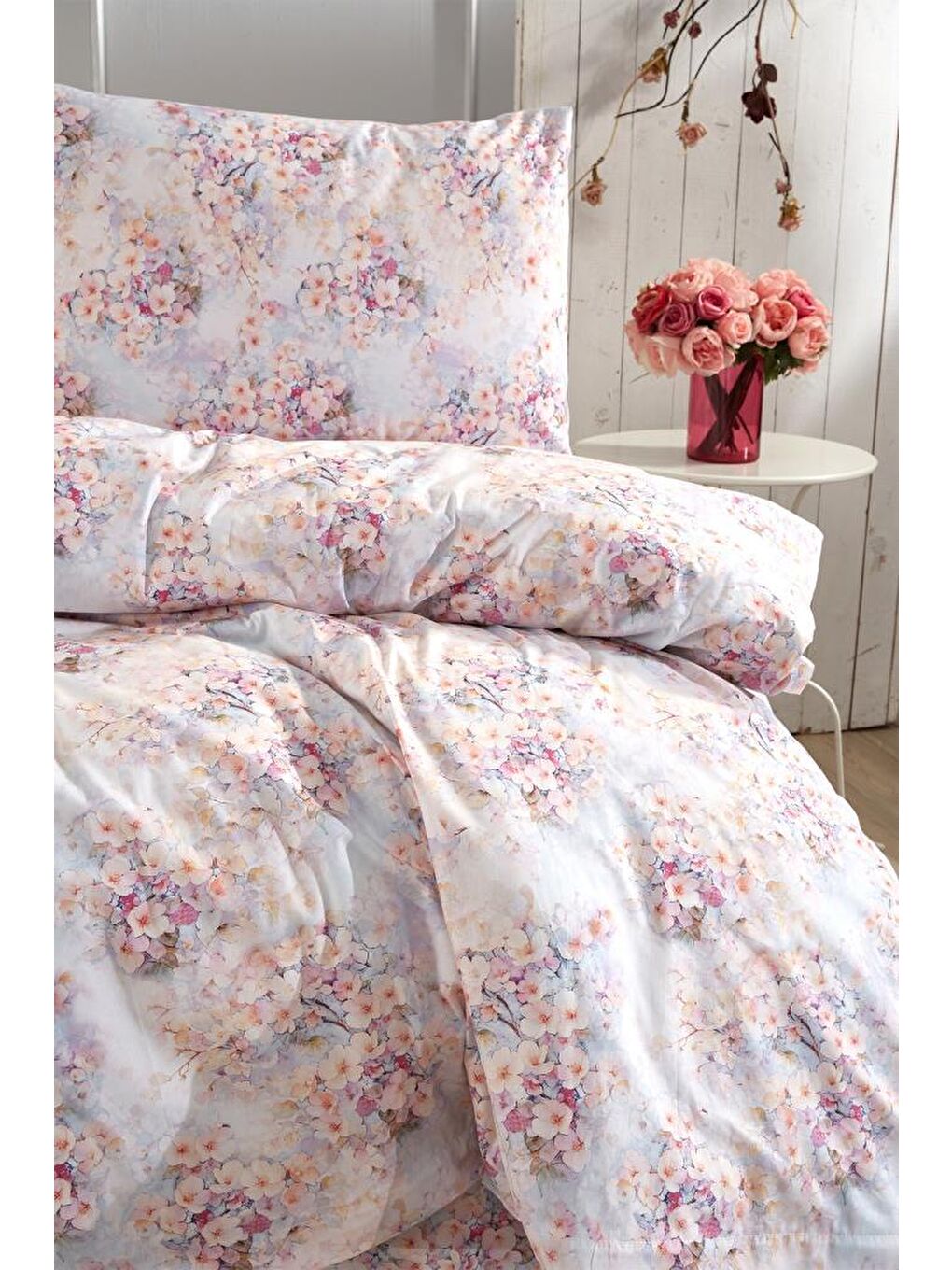 Karışık Birsen Çift Kişilik Nevresim Takımı-1