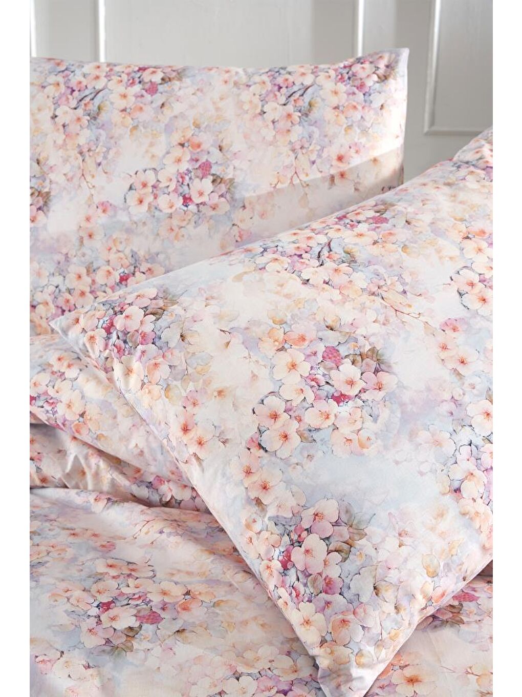 Karışık Birsen Çift Kişilik Nevresim Takımı-4