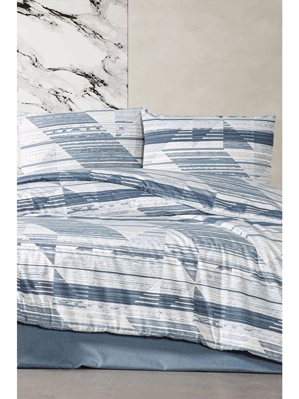 Karışık Gizem Çift Kişilik Nevresim Takımı