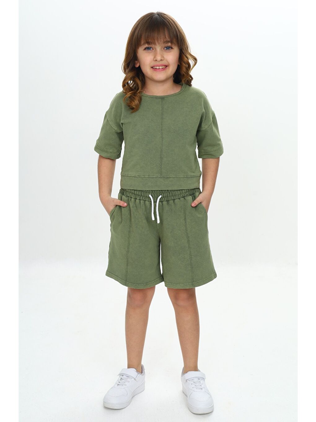 Yeşil Kız Çocuk Yıkamalı Crop Şortlu Takım