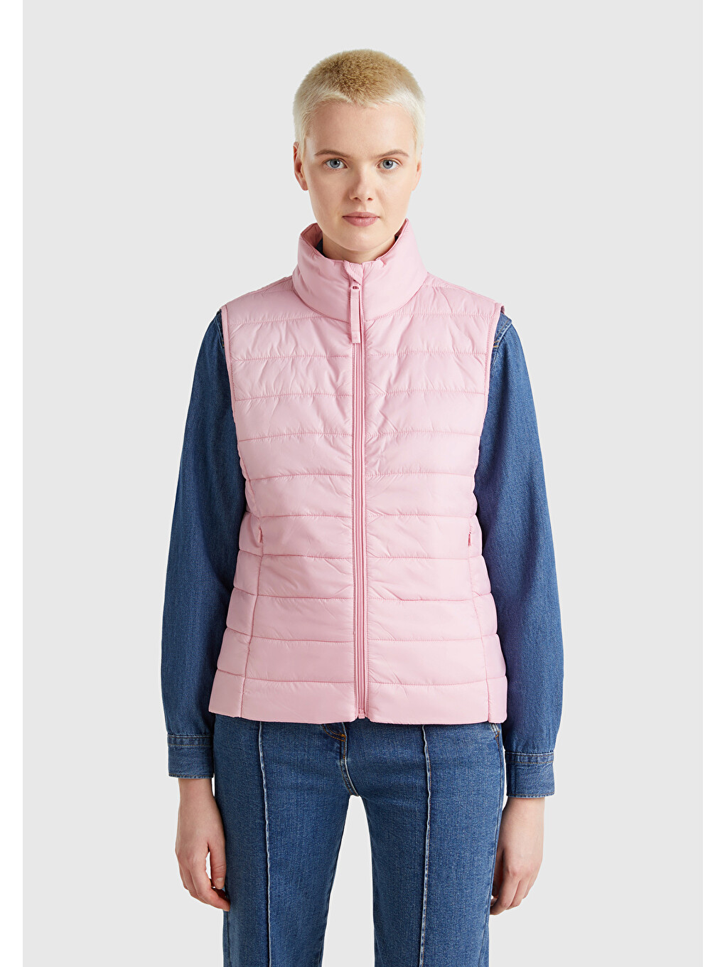 Kadın Açık Pembe Polyester Dolgulu Fermuarlı Slim Fit Pufa Yelek