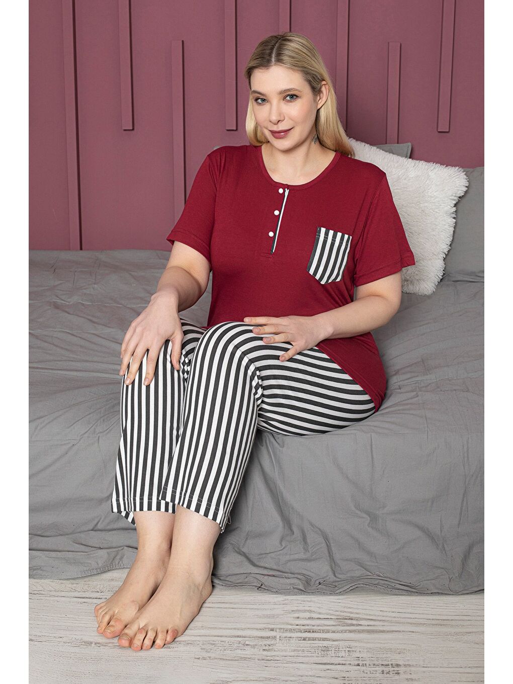 Bordo Çizgili Büyük Beden Pijama Takımı