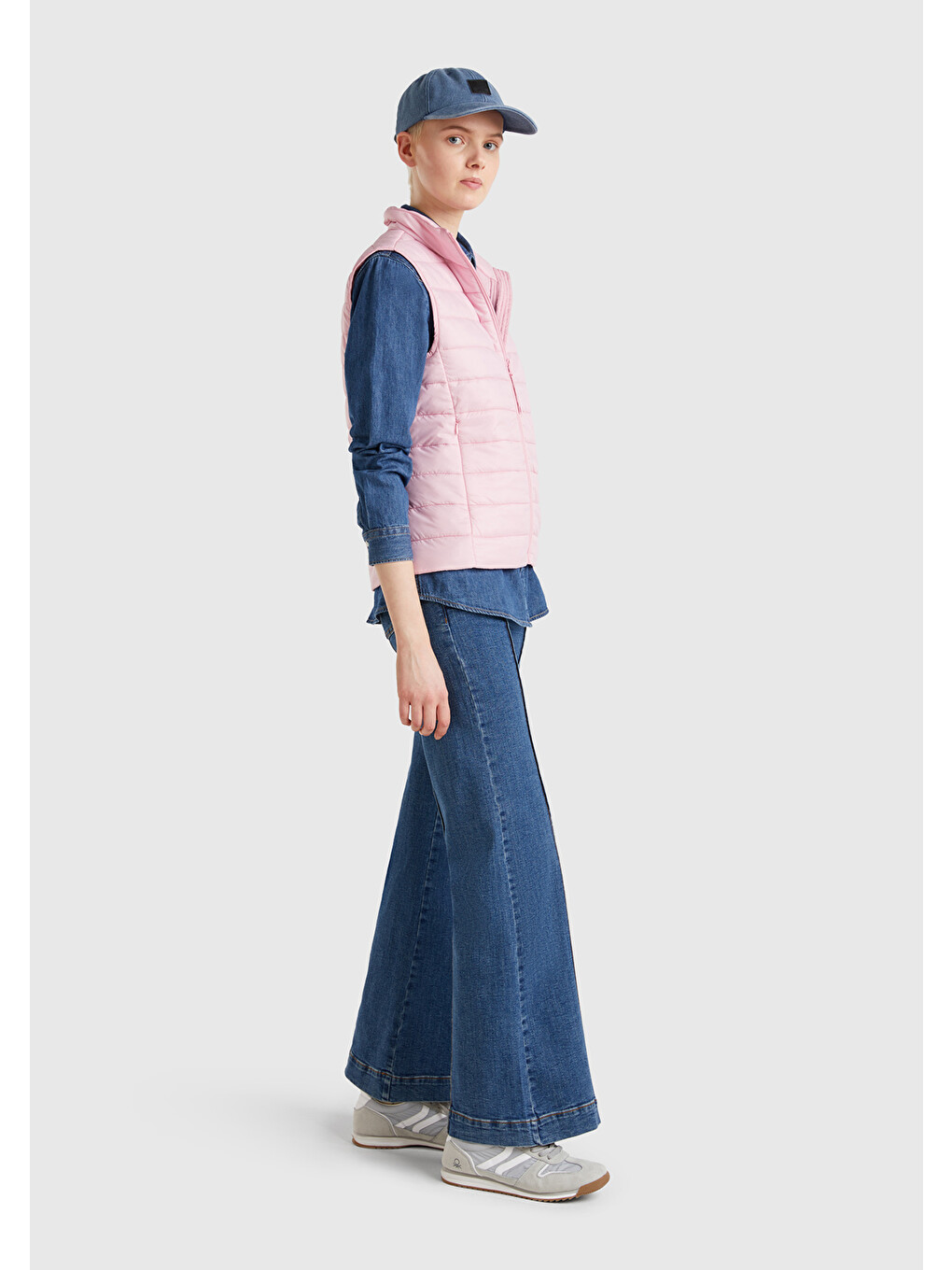 Kadın Açık Pembe Polyester Dolgulu Fermuarlı Slim Fit Pufa Yelek-4