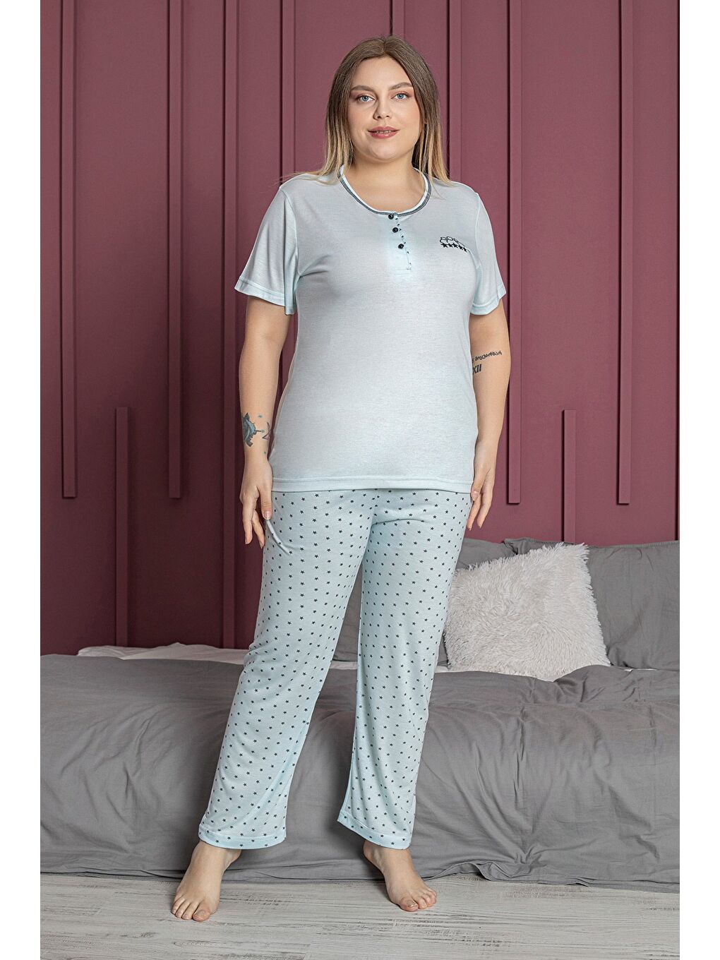 Mavi Çizgili Büyük Beden Pijama Takımı