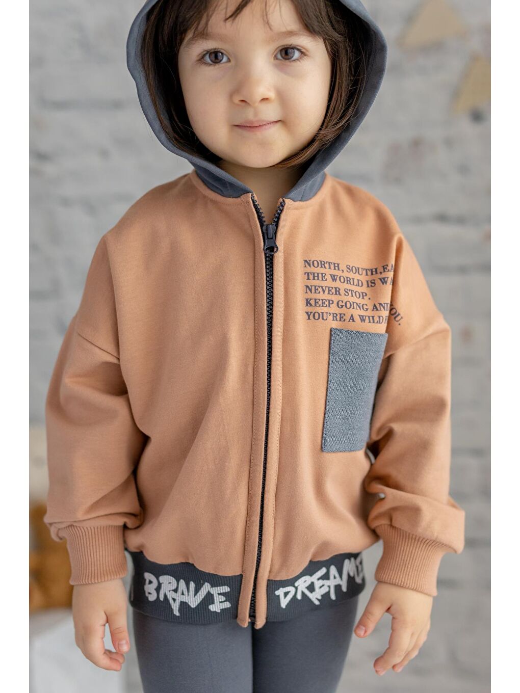 Pembe Kız Çocuk Kapüşonlu Fermuarlı Sweatshirt