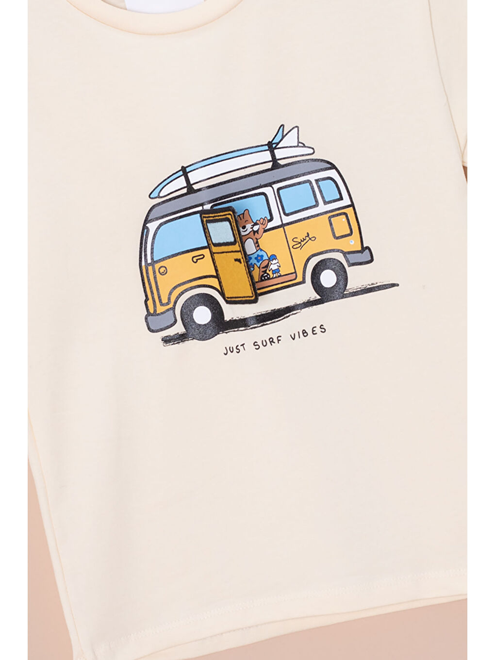 Ekru Krem Araba Baskılı Nakış Detaylı Erkek Çocuk Bisiklet Yaka Tişört 20957-1