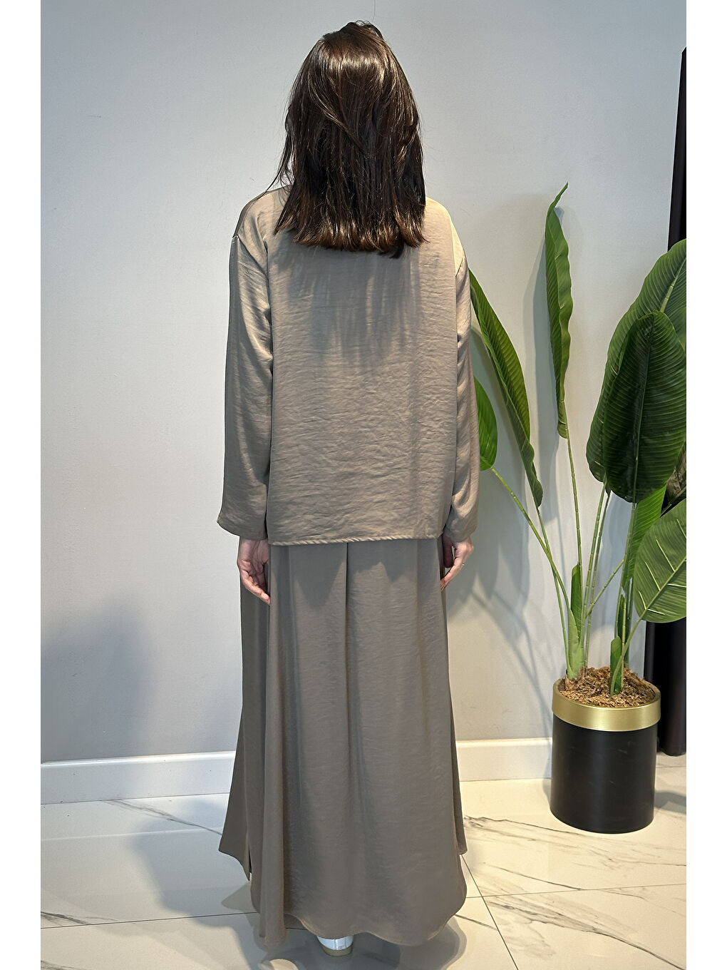 Bluz ve Eteği Çıtçıt Detay Aksesuarlı Saphire Takım 956 Haki-3