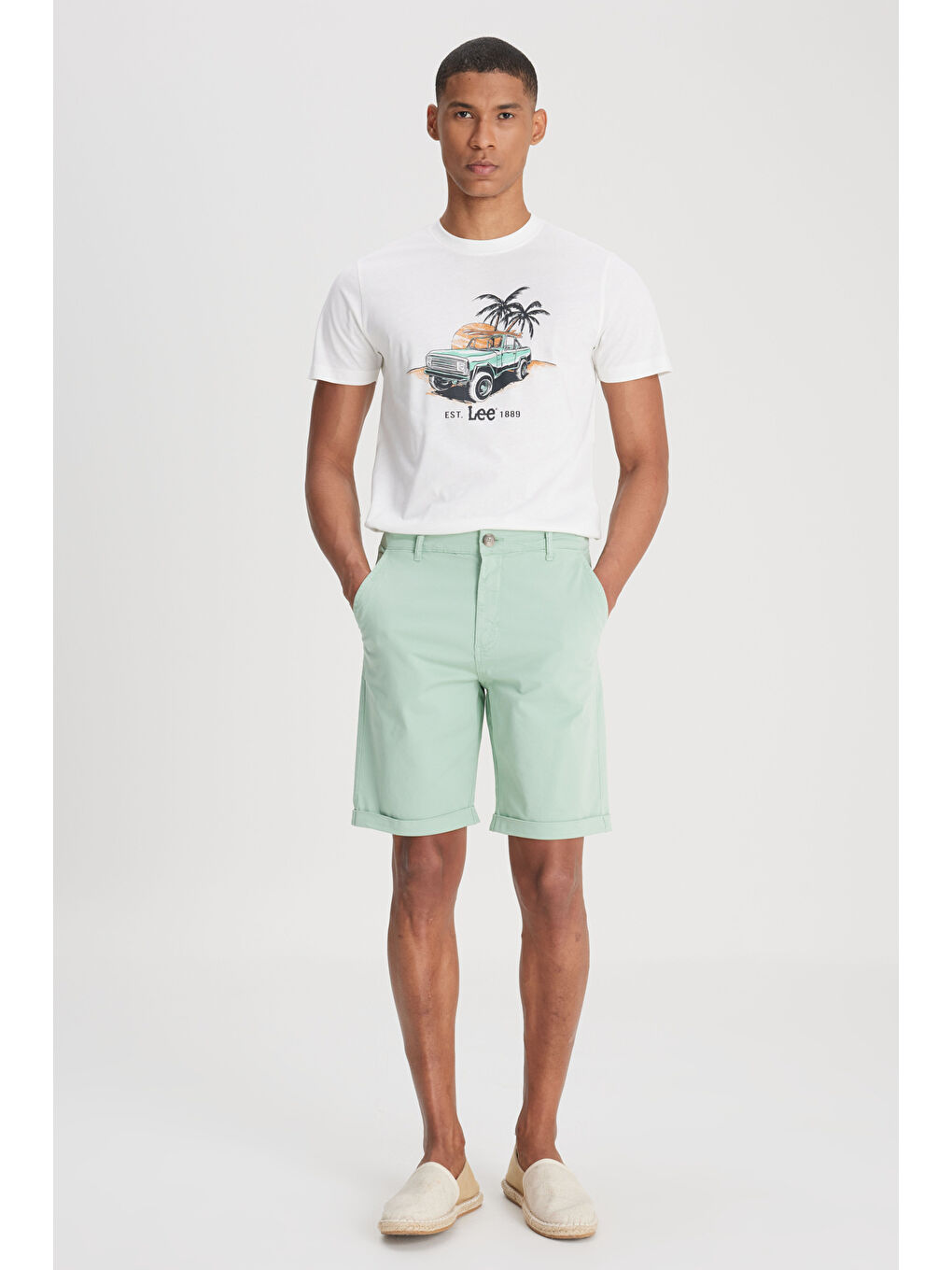 Regular Fit Normal Kesim Normal Bel Mint Yeşili Şort