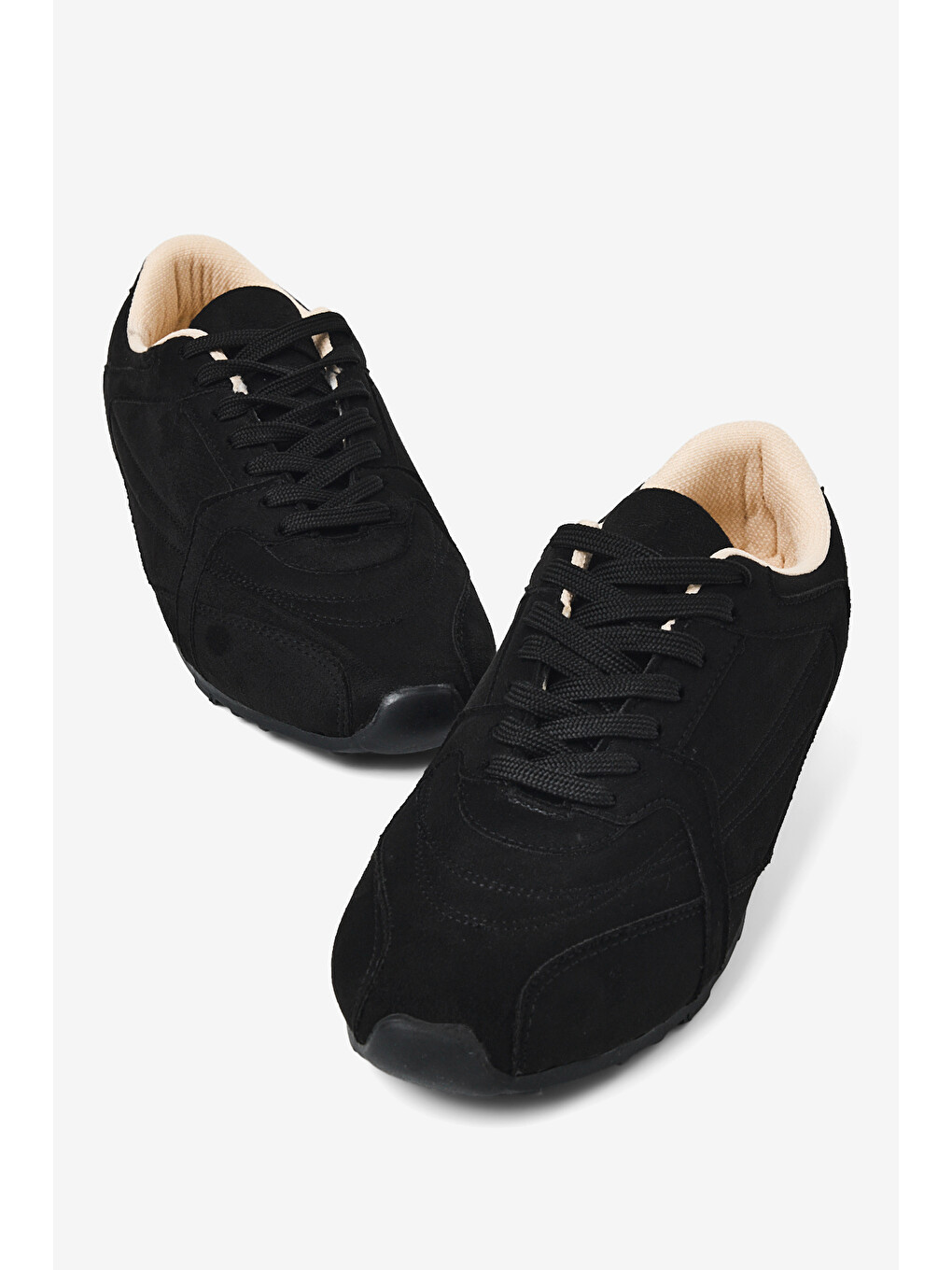 Kadın Siyah Süet Kauçuk Taban Nefes Alabilen Bağcıklı Sneaker-1