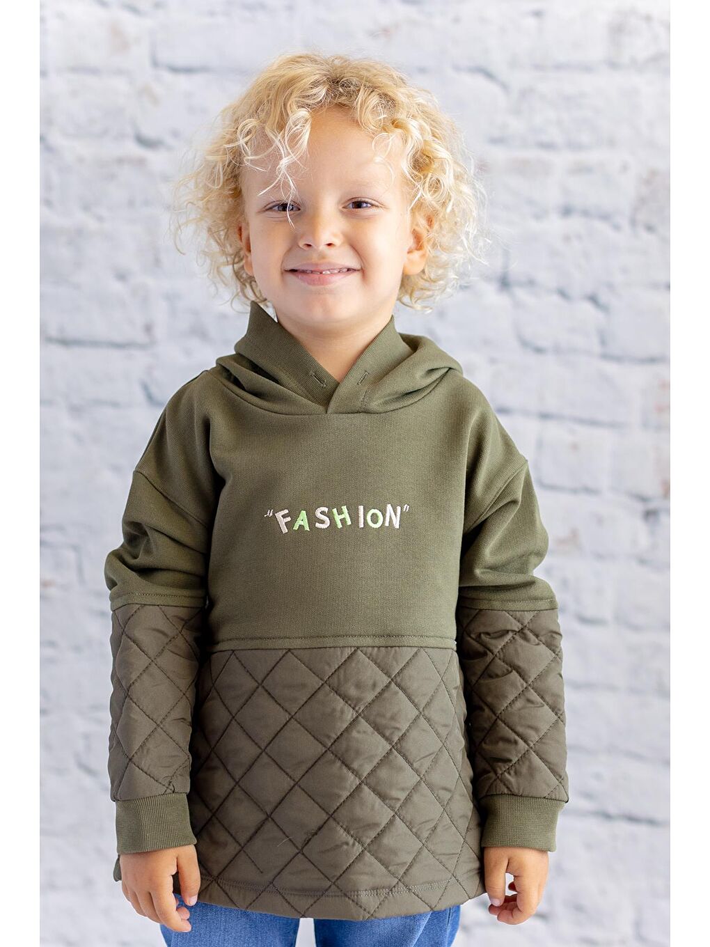 Kız Çocuk Nakış Detaylı Kapitoneli Sweatshirt - Haki