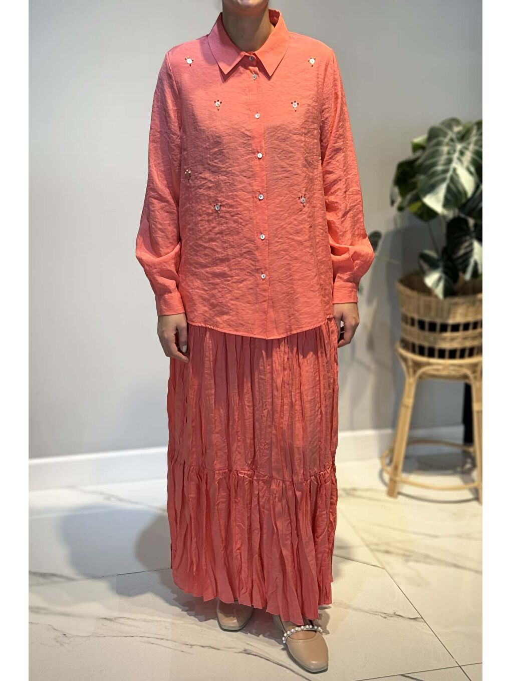 Sedef Düğme İşlemeli Kraş Etekli Cupra Takım 59141 Mercan-4