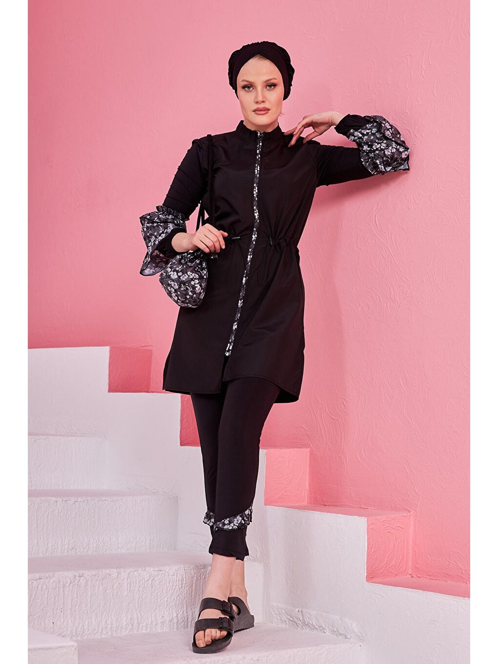 Tam Kapalı Tesettür Mayo Büşra Siyah Beyaz 2230Y-1