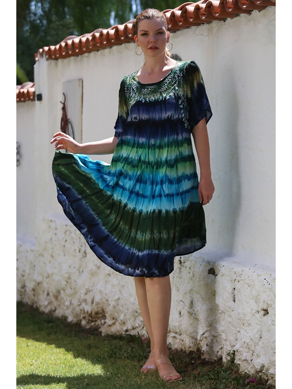 Mavi-Yeşil Havuz Yaka Kısa Kol Batik Casual Dokuma Elbise 105 70