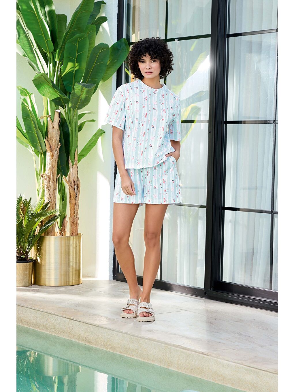 Mavi Kadın Kısa Kol Bisiklet Yaka Şortlu Pijama Takım-1