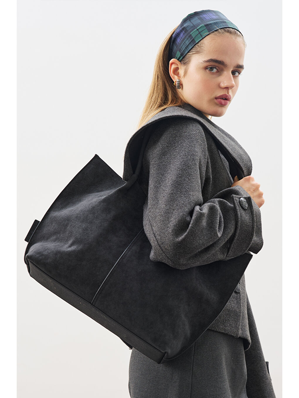 Süet Momo Çanta Siyah-2