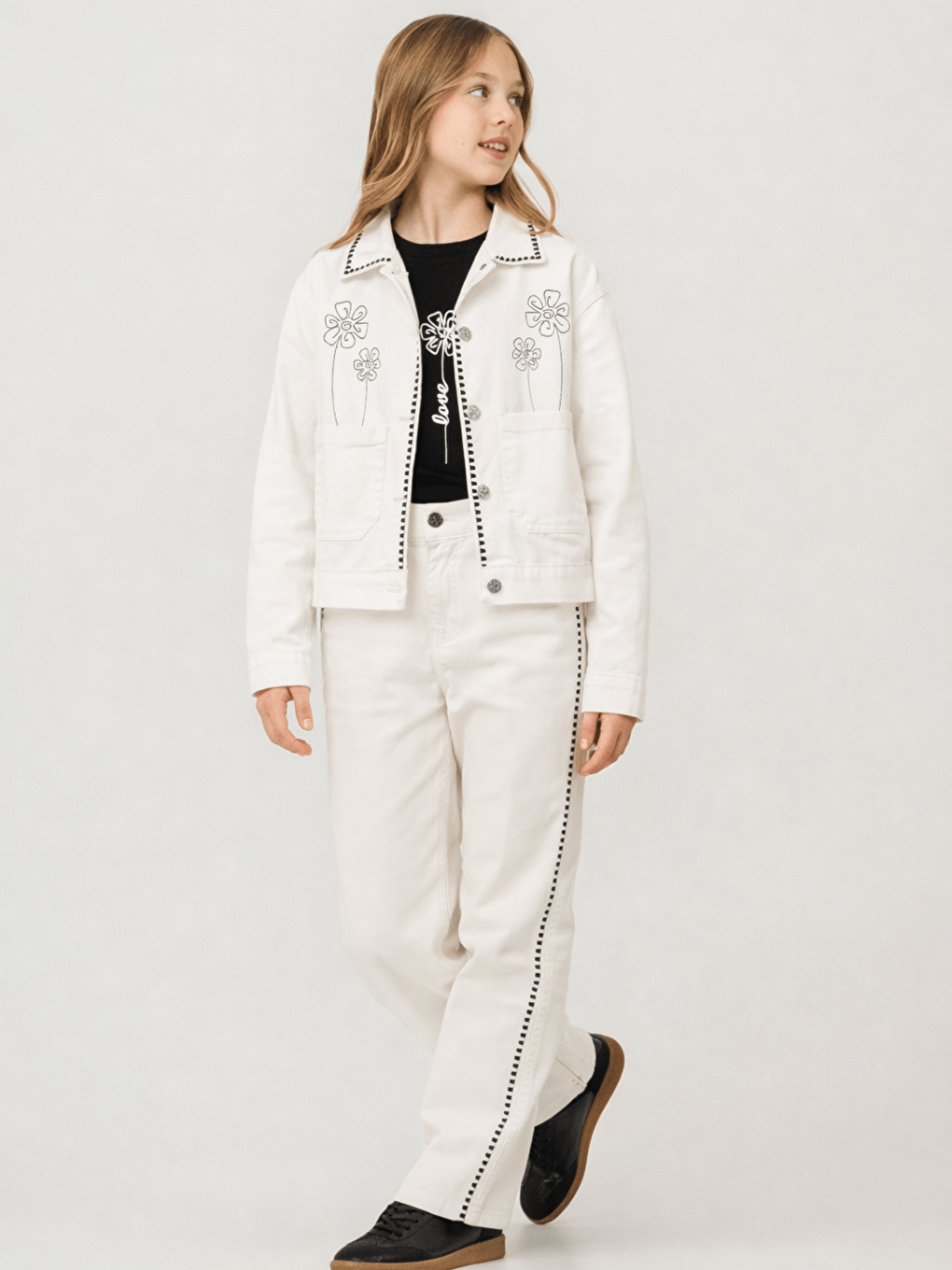 Beyaz Pamuklu Ceket Pantolon Tişörtlü Kız Çocuk 3lü Jean Takım-3