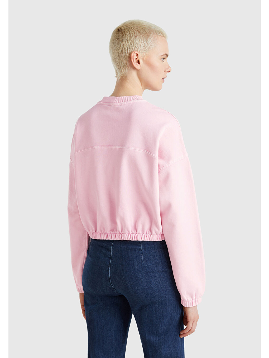 Kadın Pembe %100 Pamuk Logo Baskılı Düşük Omuzlu Relax Fit Sweatshirt-2