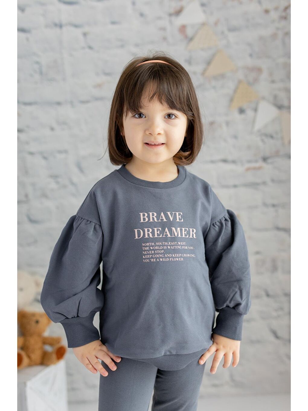 Siyah Kız Çocuk Balon Kol Yazı Baskılı Sweatshirt