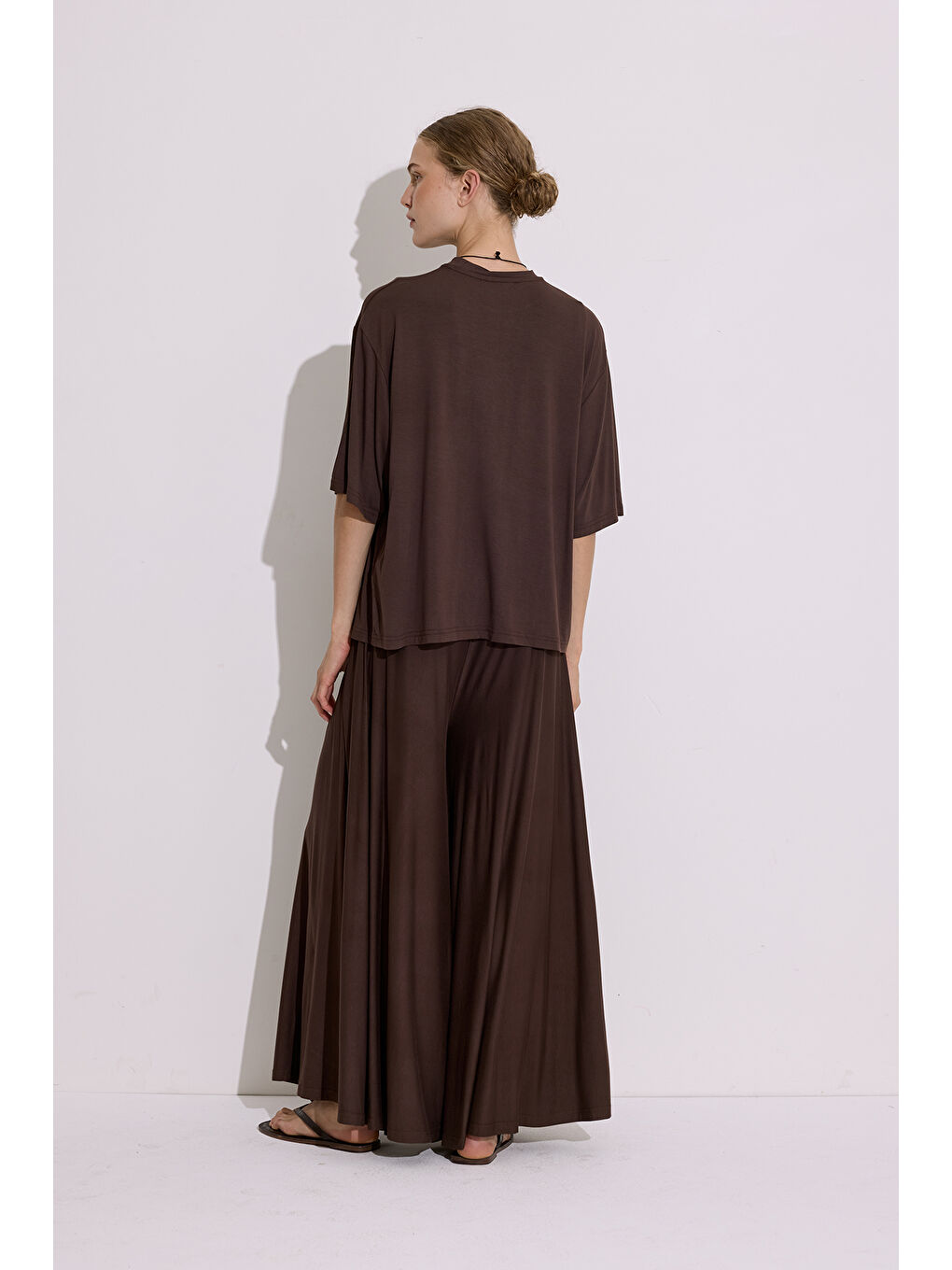 Dökümlü Kısa Kollu Bluz Kahverengi-3