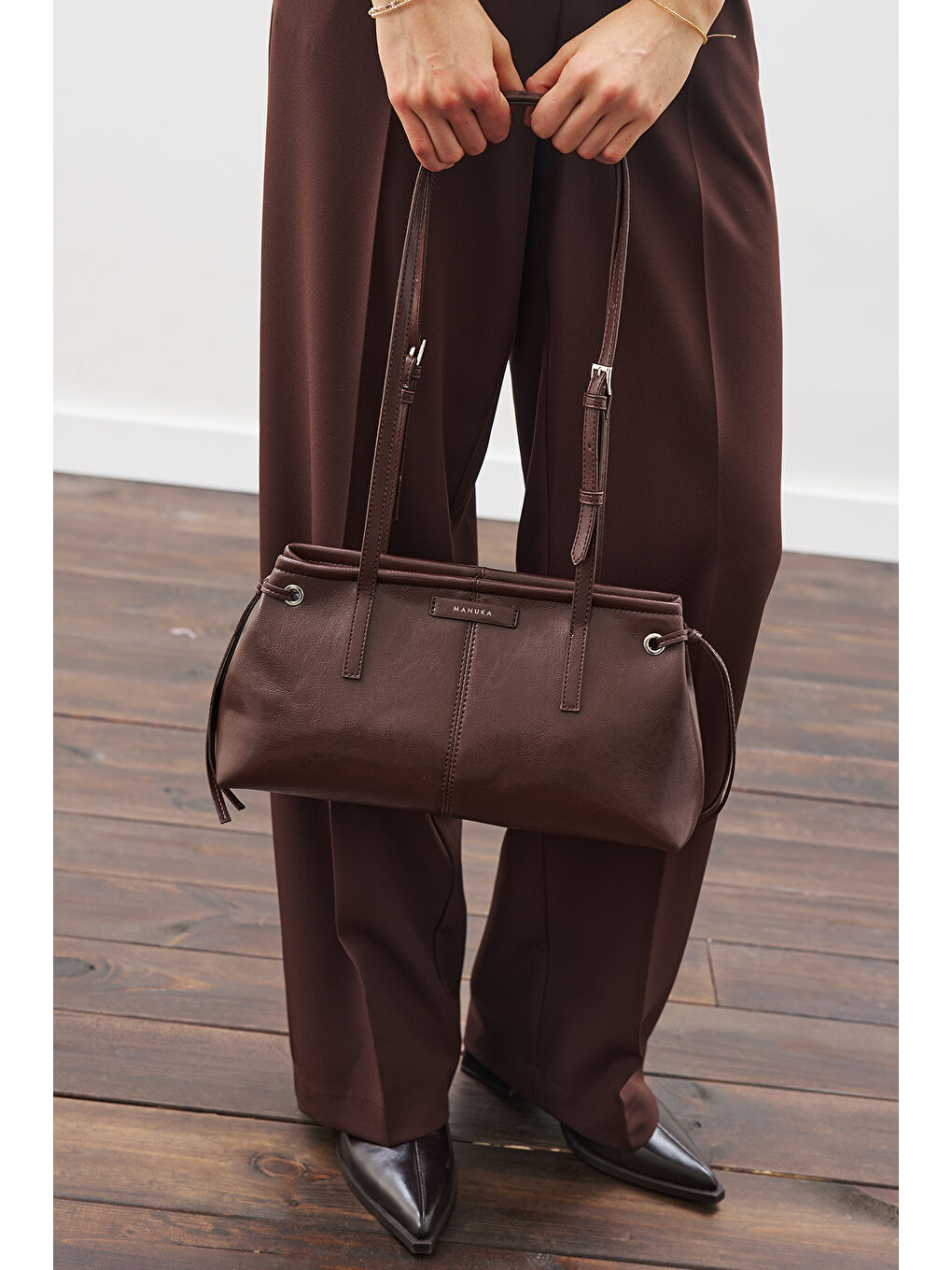 Şerit Detaylı Çanta Kahverengi-5