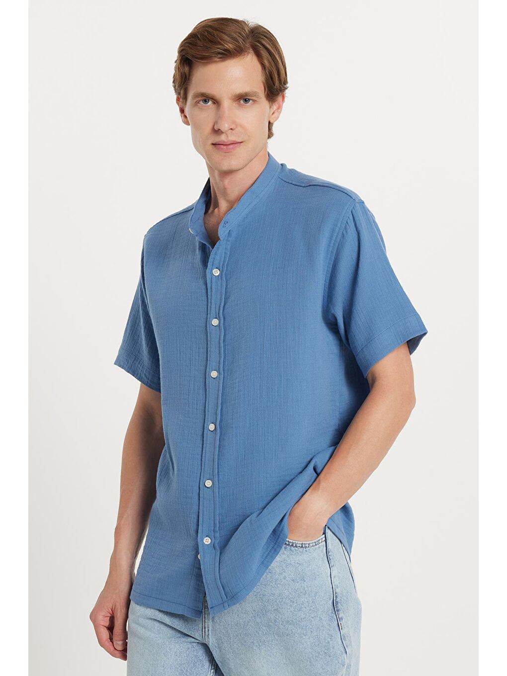 Erkek Relax Fit Rahat Kesim %100 Pamuk Müslin Kumaş Kısa Kollu Spor Hakim Yaka İndigo Gömlek