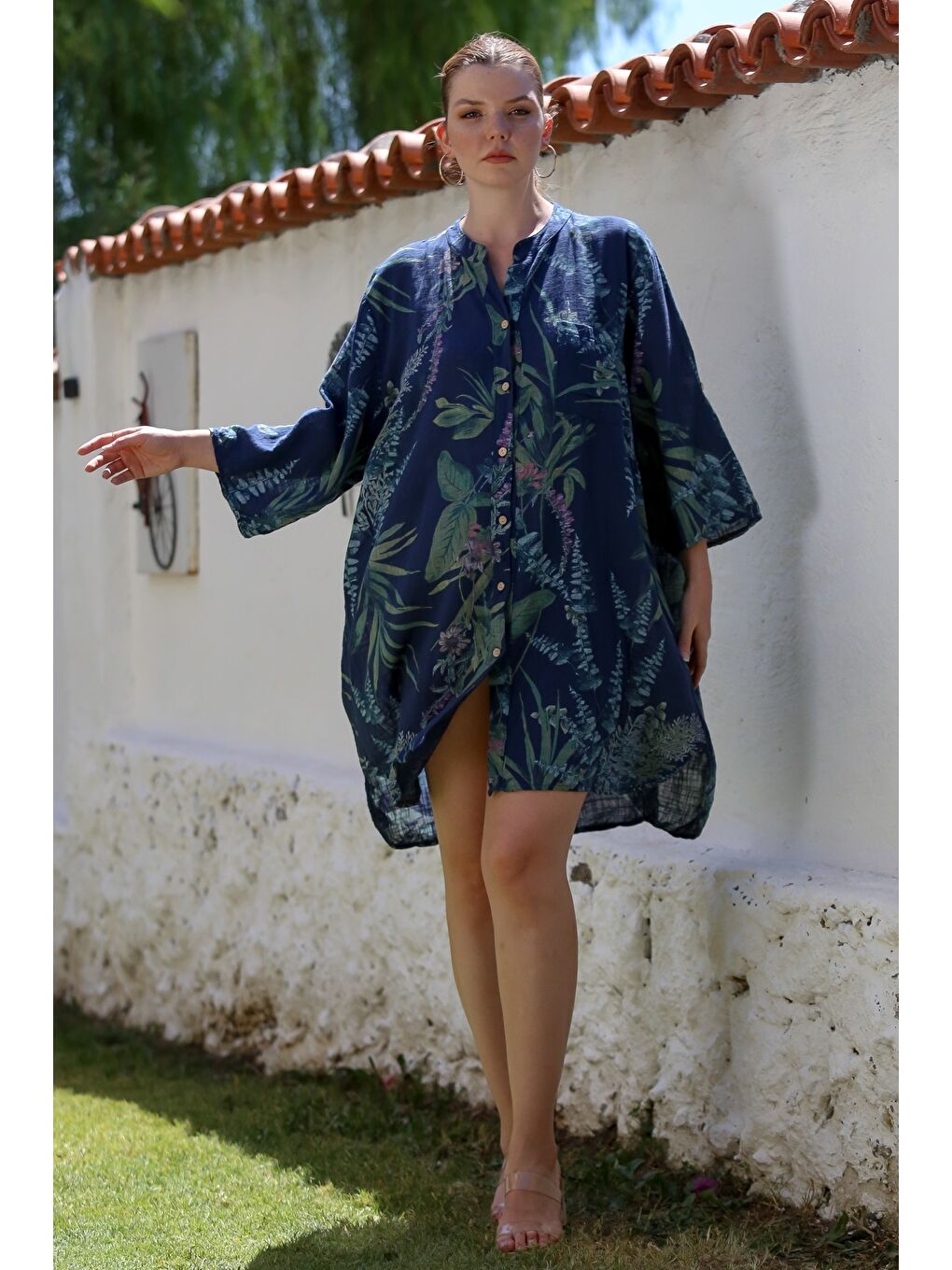 İtalyan Lacivert Hakim Yaka Düğmeli 3/4 Kol Allover Baskılı Keten Görünümlü Dokuma Elbise 97 75-2