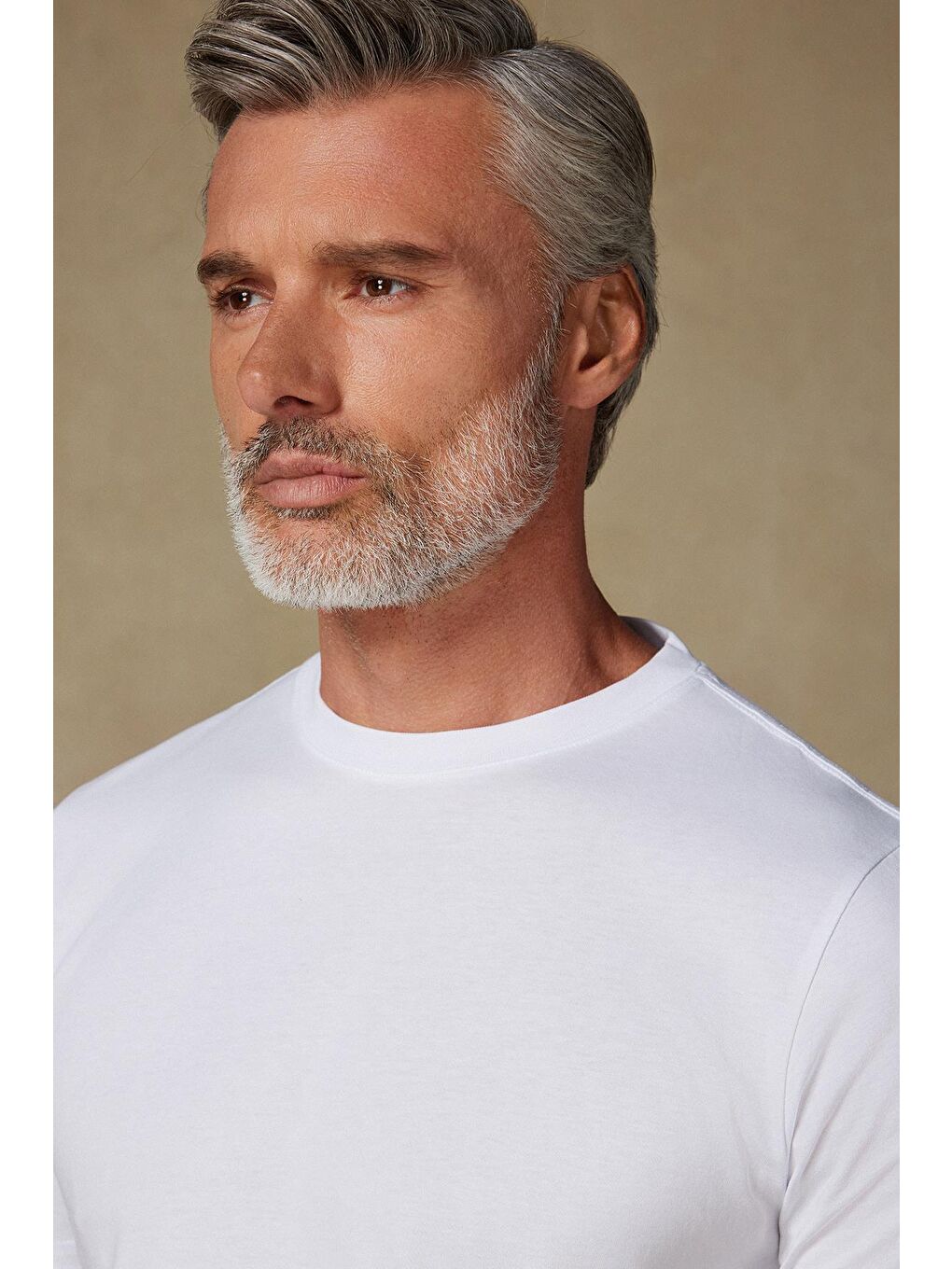 Easy Penye Pamuklu Comfort Fit Beyaz Bisiklet Yaka Erkek Düz %100 Pamuk Tişört-1