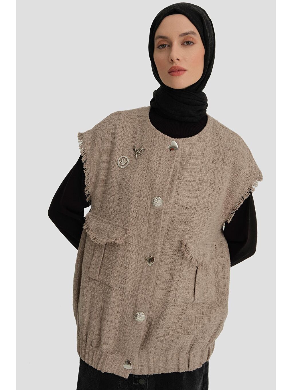 Bej Tüvit, Broşlu Yelek 24K4205 Vizon-1
