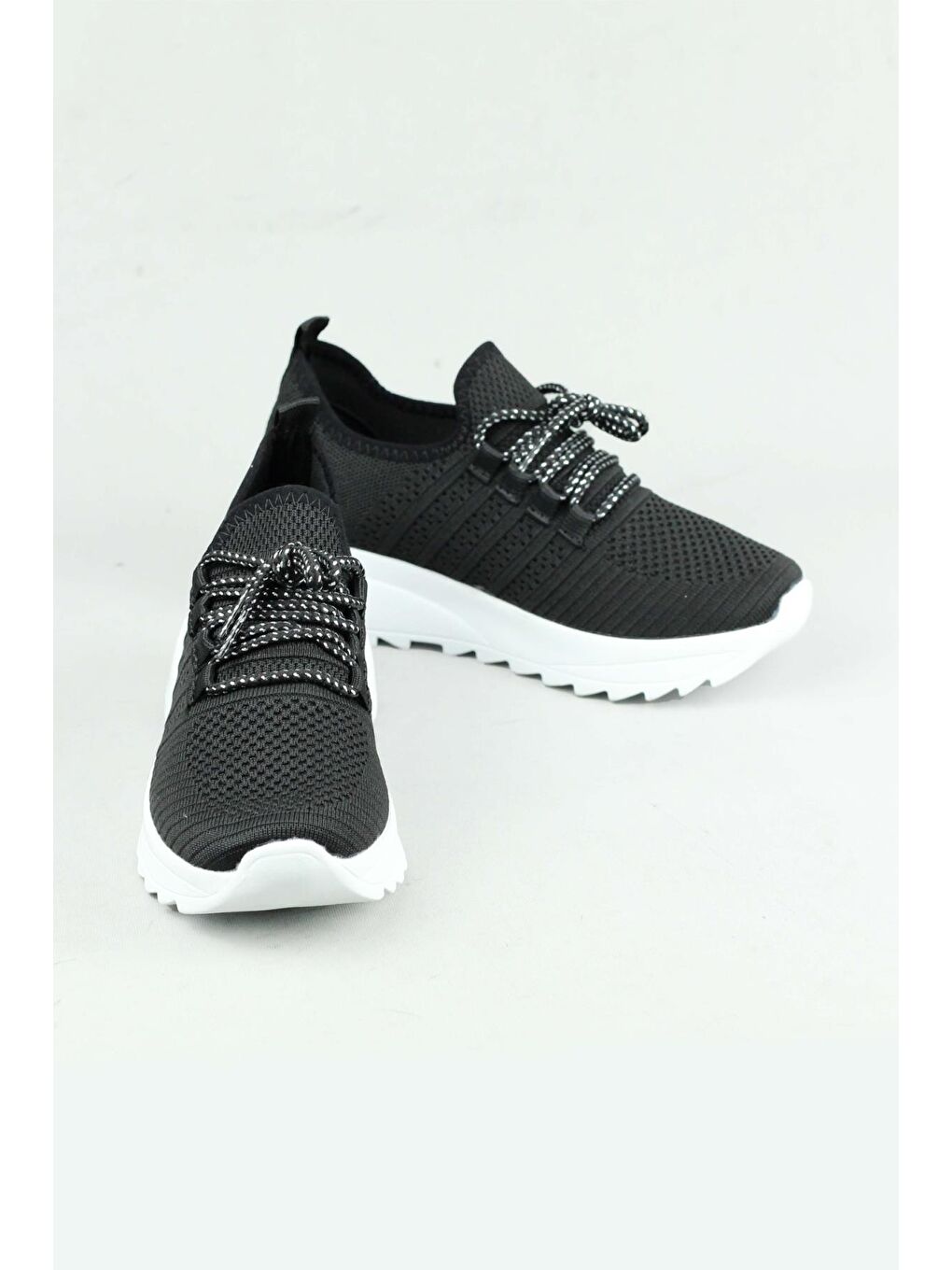 Siyah Lommax 2302 Bağcıklı Spor Sneaker Yürüyüş Ayakkabısı Kadın-4