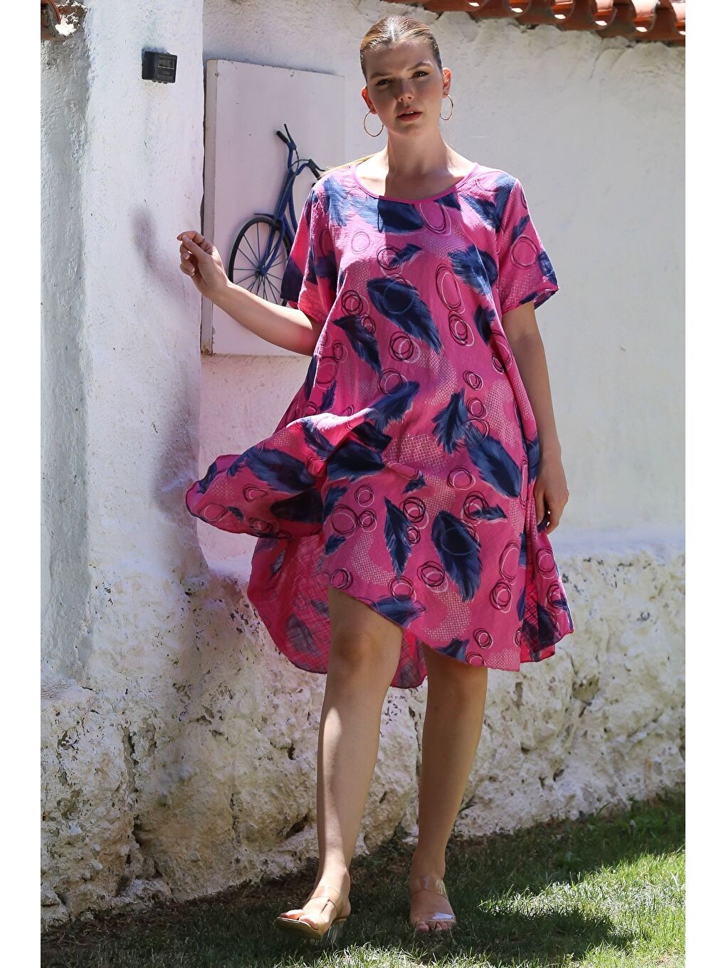 İtalyan Fuşya Havuz Yaka Kısa Kol Allover Baskılı Casual Oversize Dokuma Elbise 110 75-3