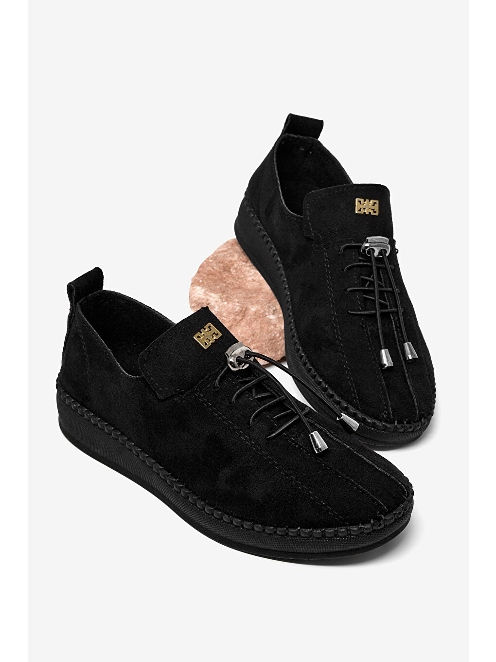 Kadın Siyah Rahat Kalıp Taş Detaylı Bağcıklı Loafer-2