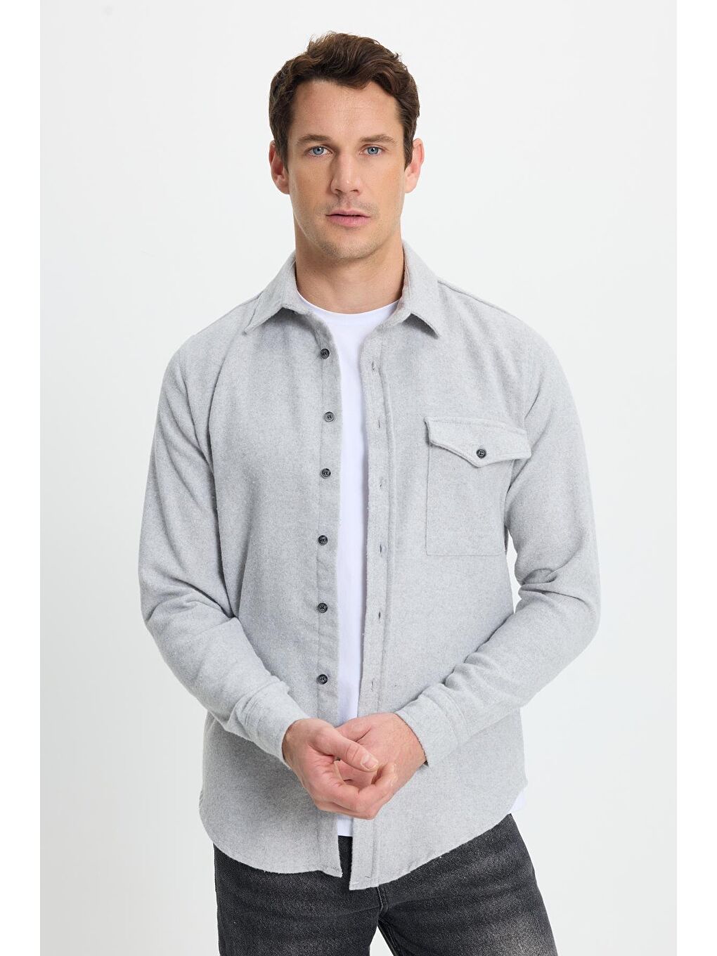 Erkek Slim Fit Tek Cep Kapaklı Düz Oduncu Spor Gri Gömlek