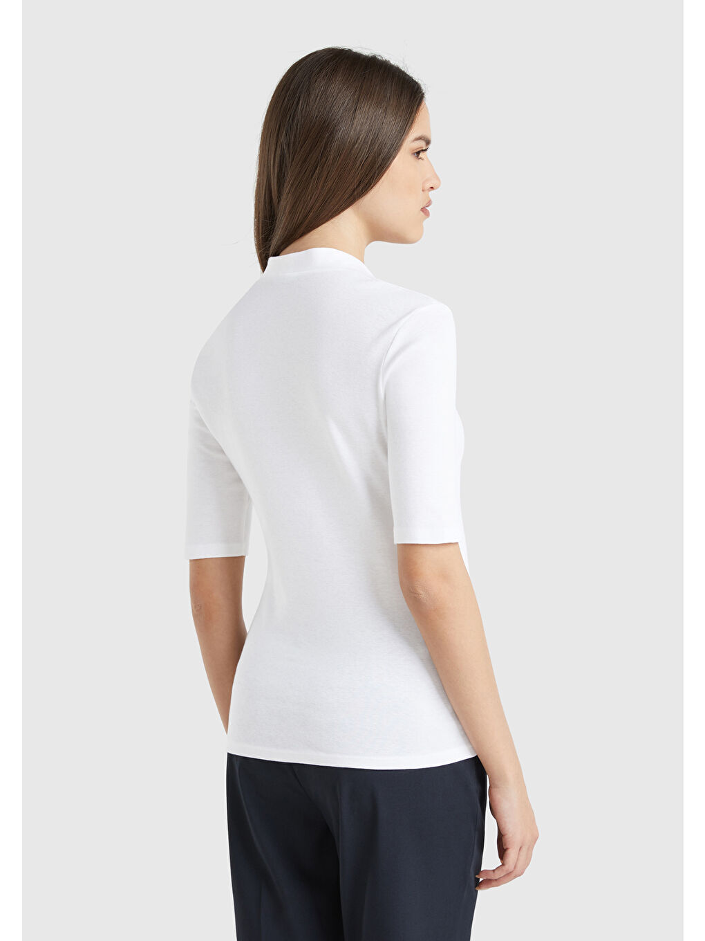 Kadın Beyaz %100 Pamuk V Yaka T-Shirt-2