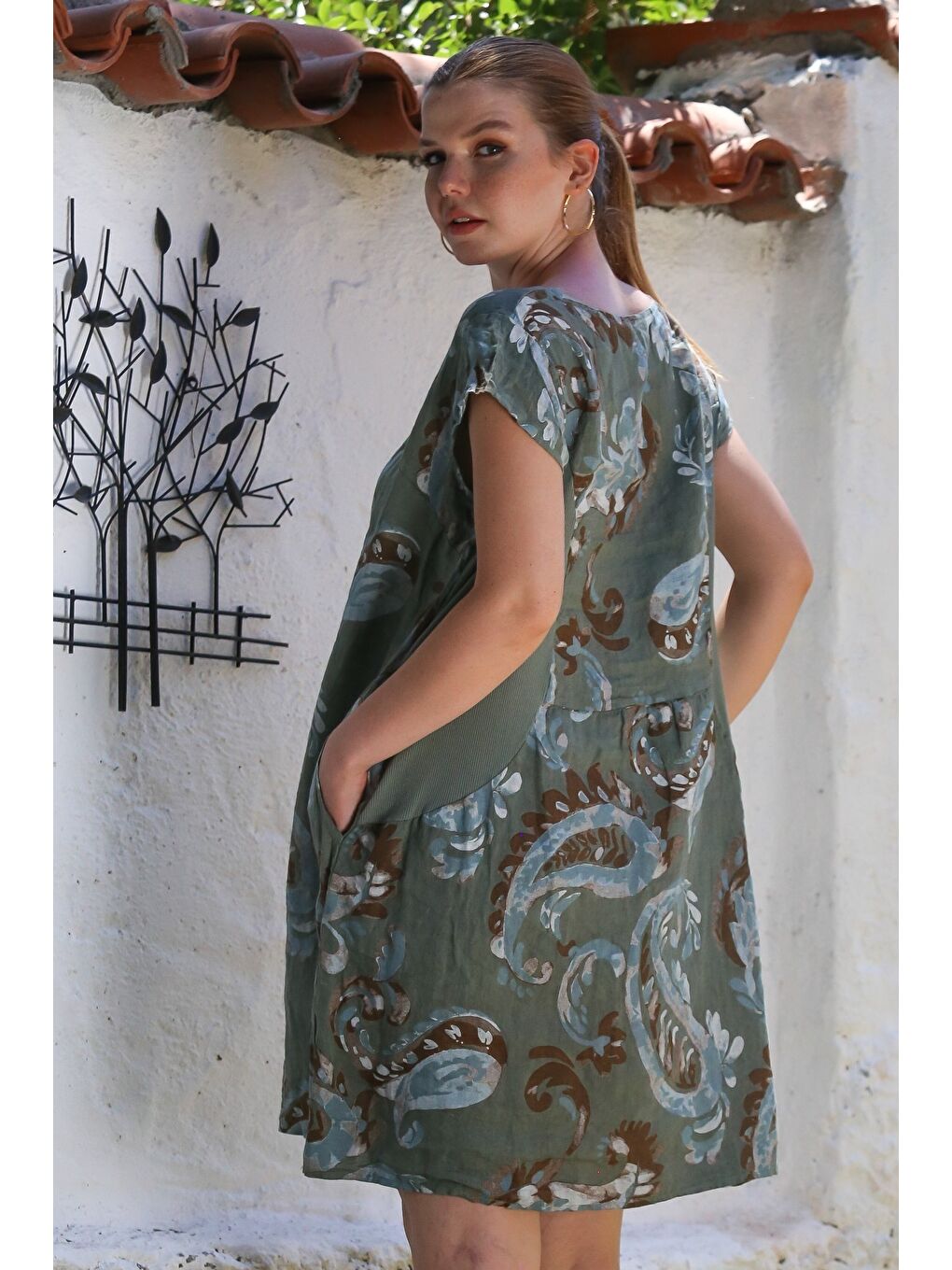 İtalyan Haki Kayık Yaka Düşük Kol Şal Desenli Gizli Cepli Casual Keten Dokuma Elbise 100 65-1