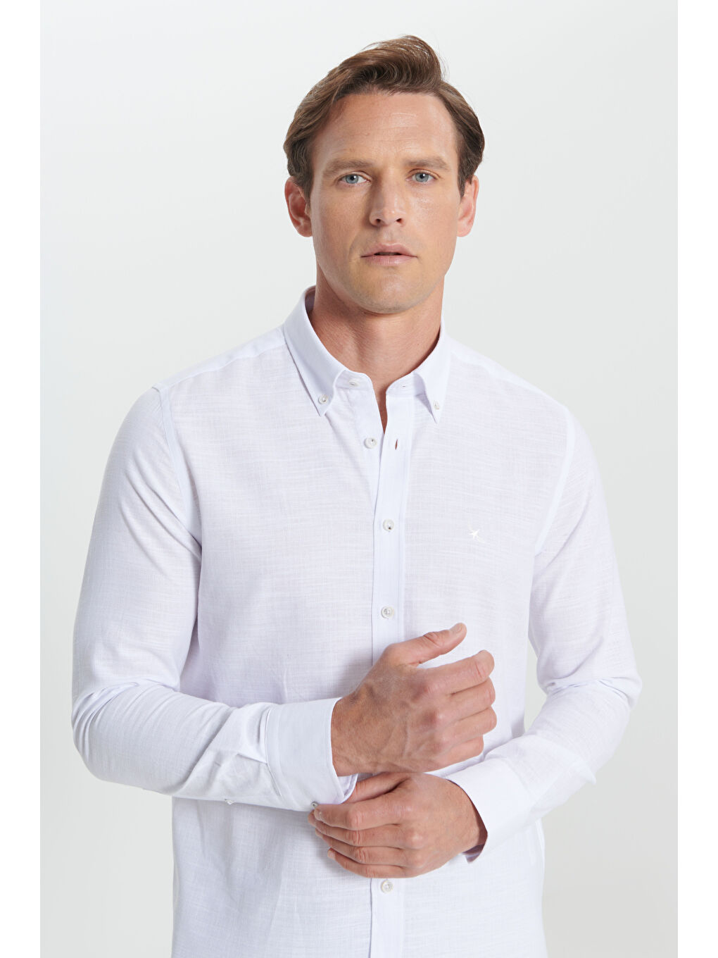 Erkek Beyaz %100 Pamuk Slim Fit Dar Kesim Düğmeli Yaka Çizgili Flamlı Gömlek-2