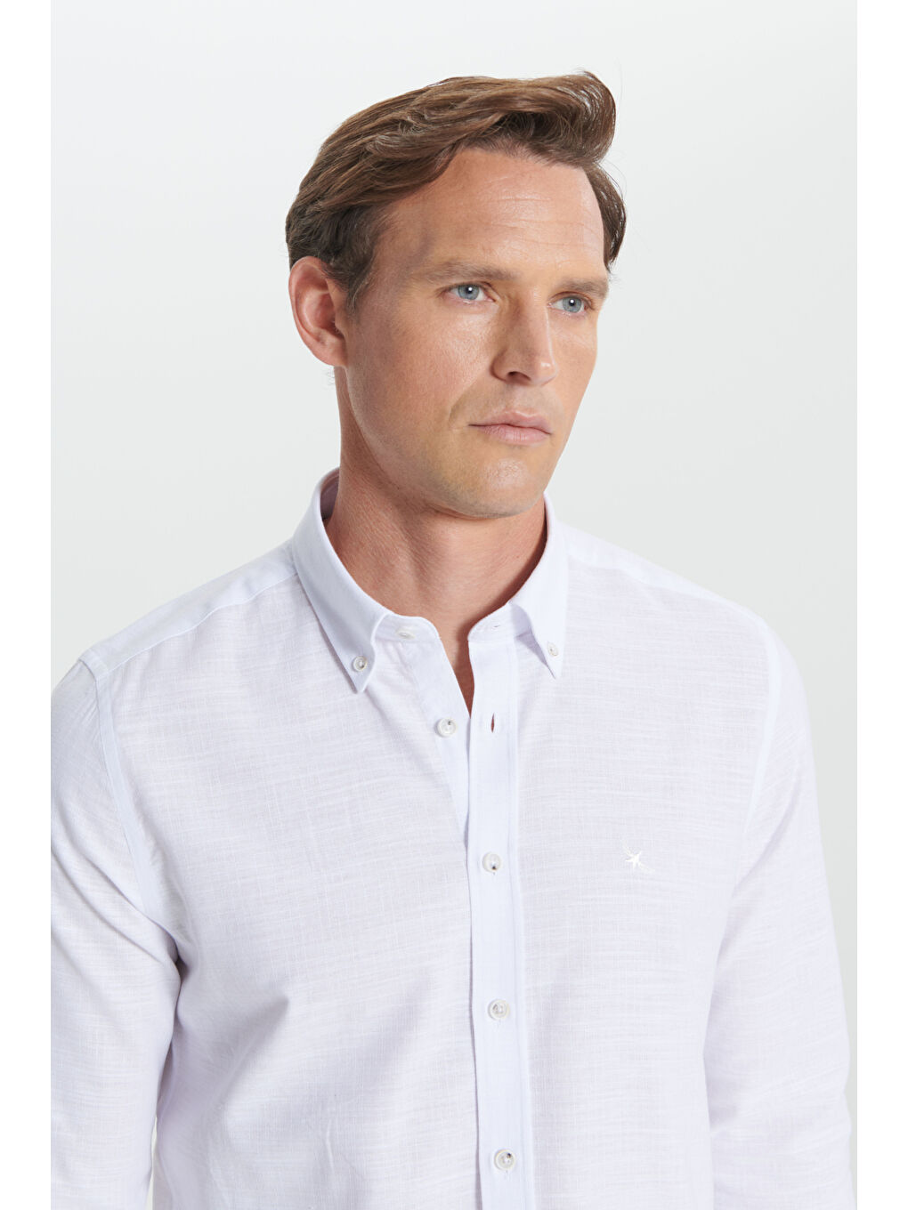 Erkek Beyaz %100 Pamuk Slim Fit Dar Kesim Düğmeli Yaka Çizgili Flamlı Gömlek-4