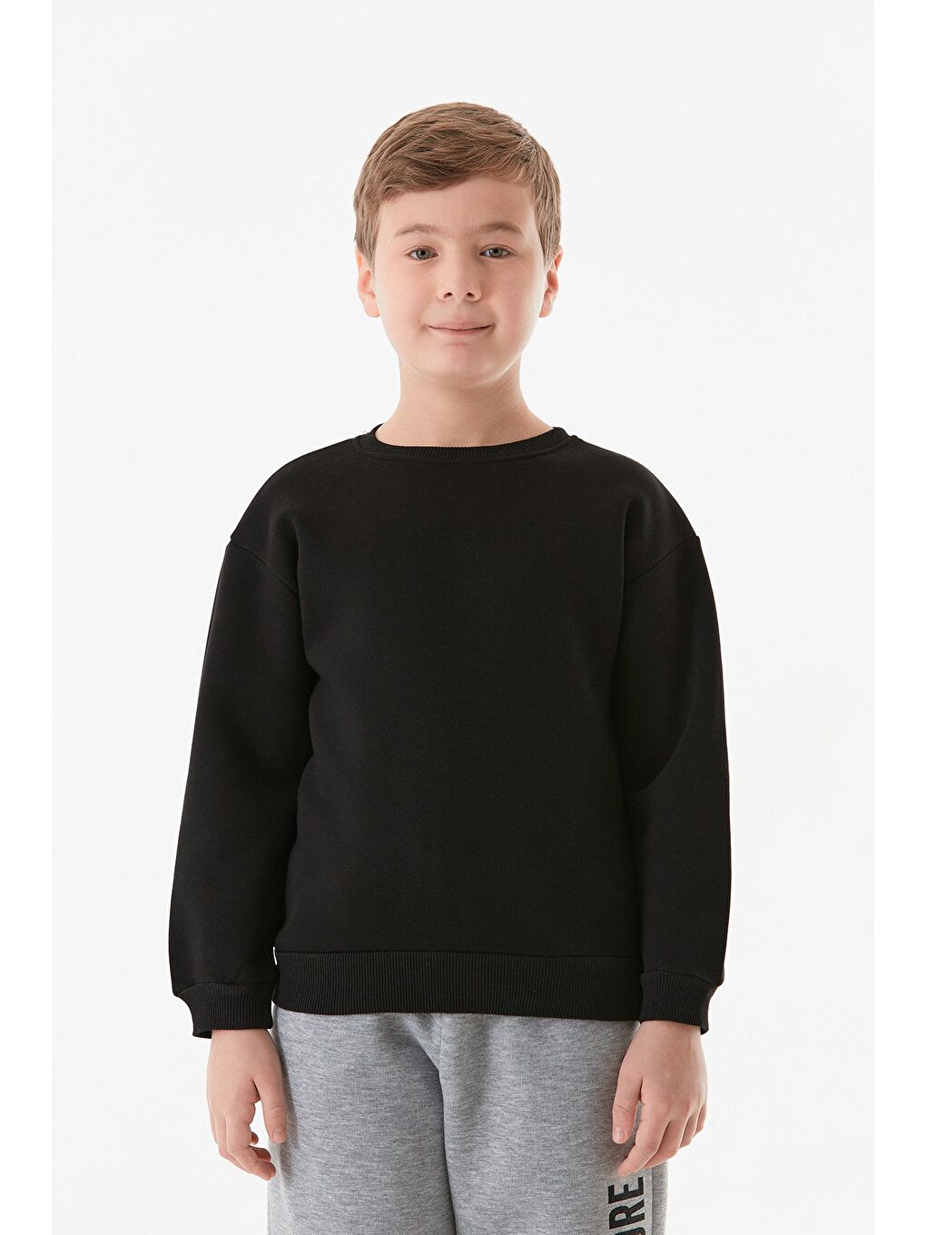 Fullamoda Siyah 3 İplik Arkası Yazı Baskılı Bisiklet Yaka Erkek Çocuk Sweatshirt