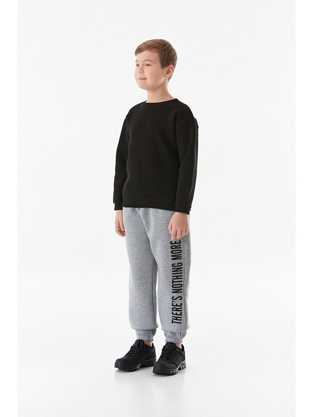 Fullamoda Siyah 3 İplik Arkası Yazı Baskılı Bisiklet Yaka Erkek Çocuk Sweatshirt - 1