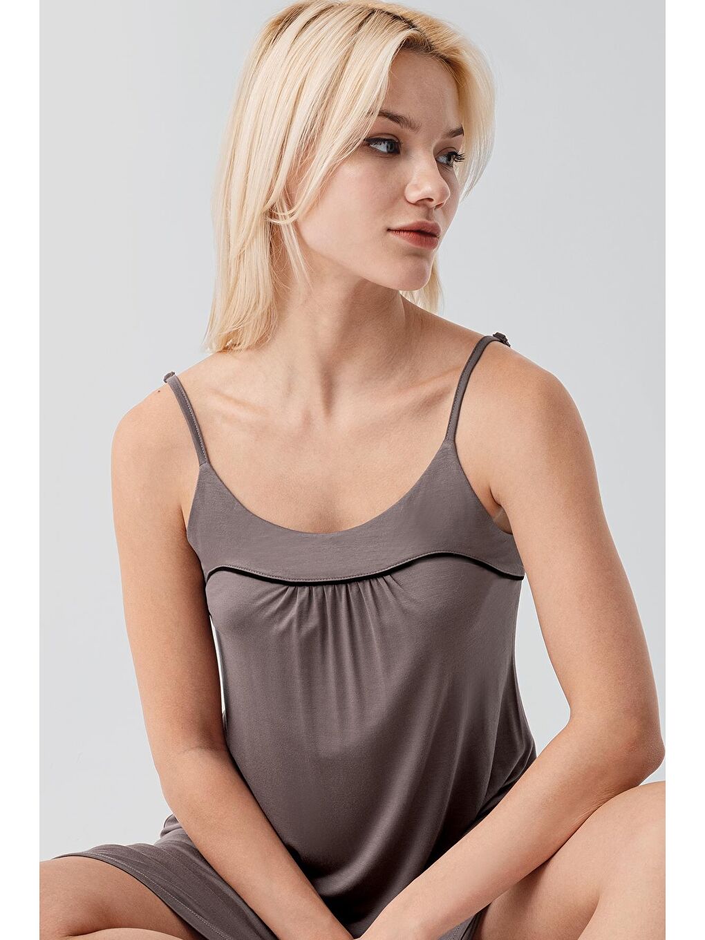 Bej Askılı Biyeli Kısa Elastanlı Esnek Viskoz Sabahlık Gecelik Takım 19415-2