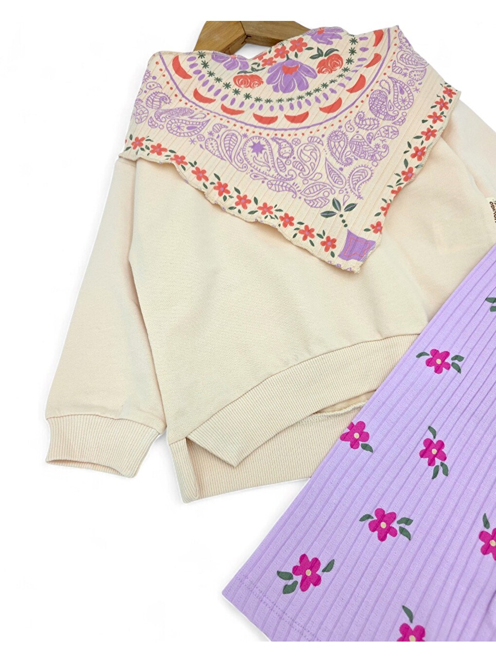 Lila Kız Çocuk Etnik Desen Fularlı, Bol Paça Pantalonlu 3 Parça Mevsimlik Alt Üst Takım-3