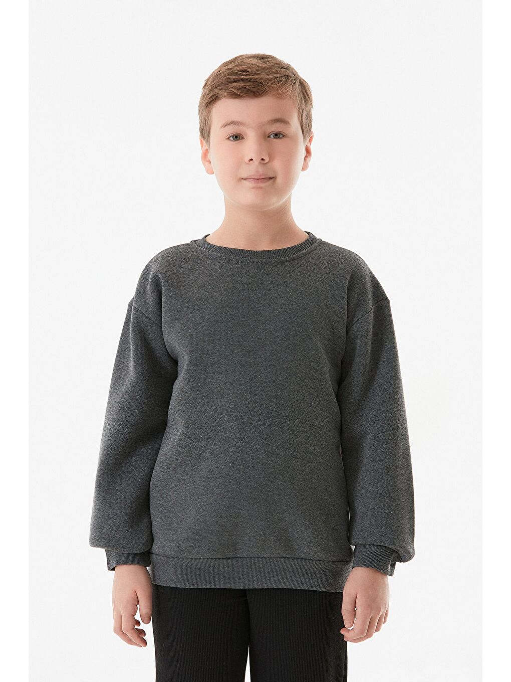 Antrasit 3 İplik Sırtı Baskılı Erkek Çocuk Sweatshirt