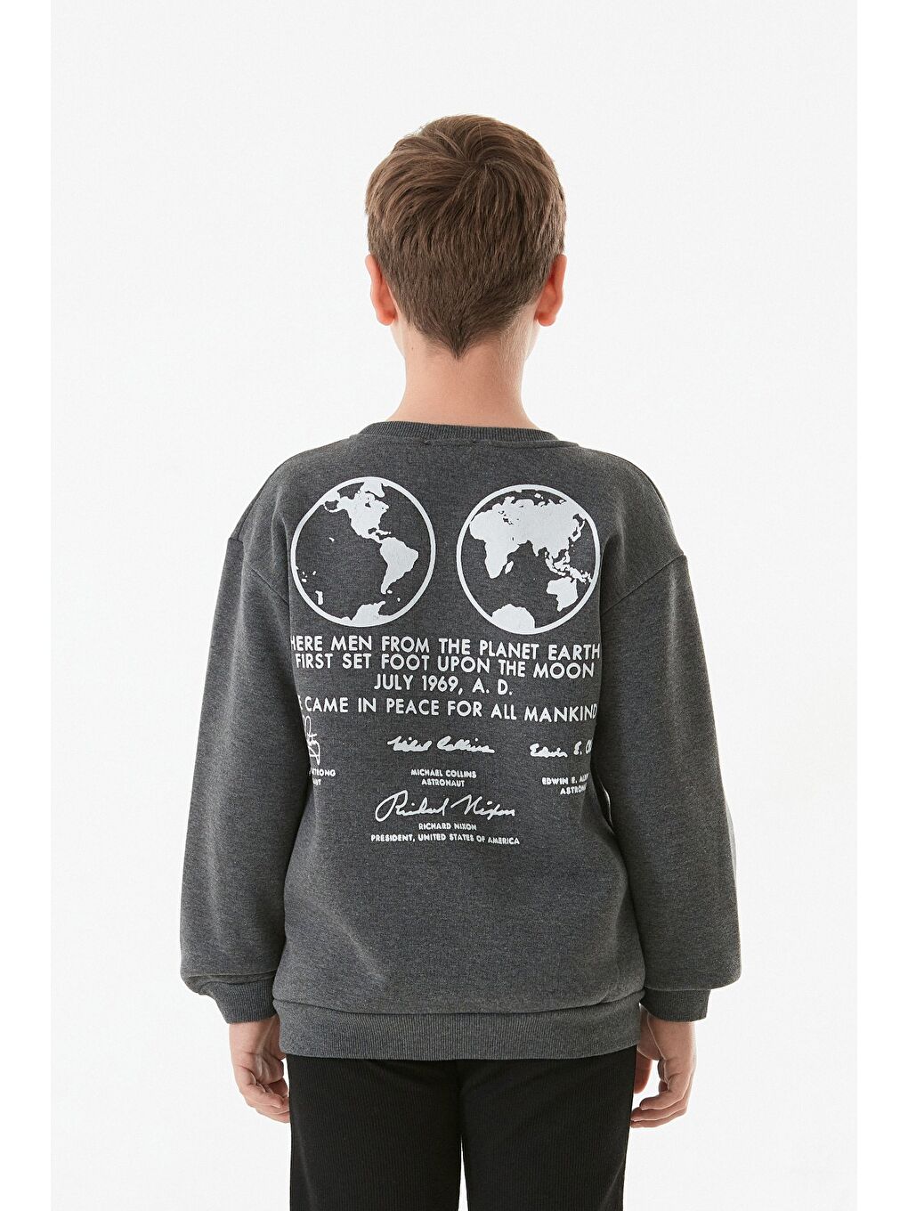 Antrasit 3 İplik Sırtı Baskılı Erkek Çocuk Sweatshirt-3
