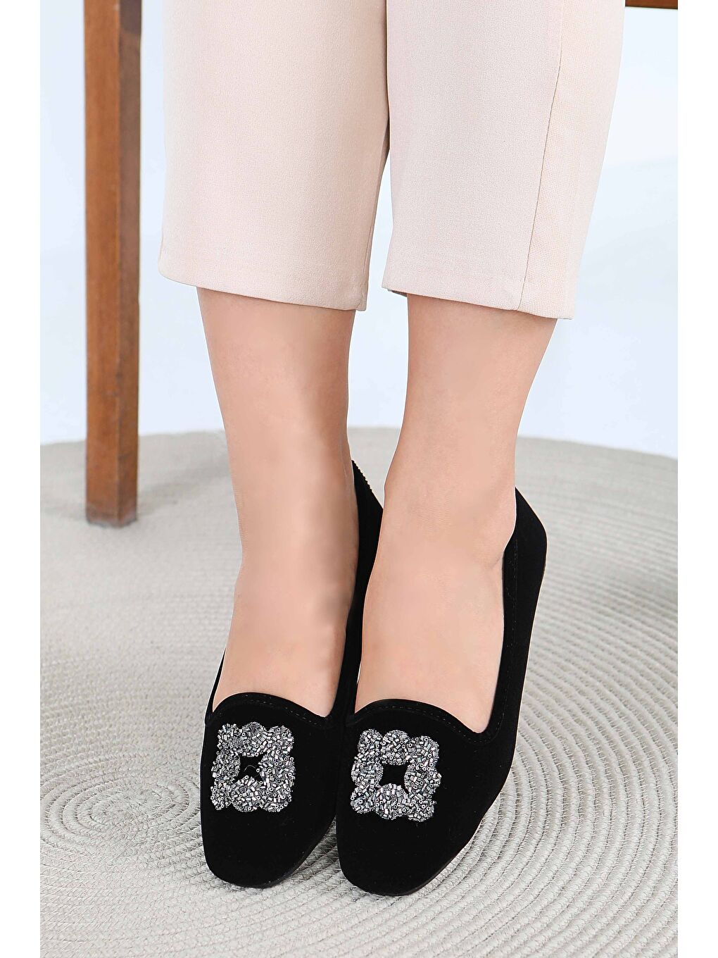 Kadın Siyah Tokalı Süet Babet - 27789-SIYAH