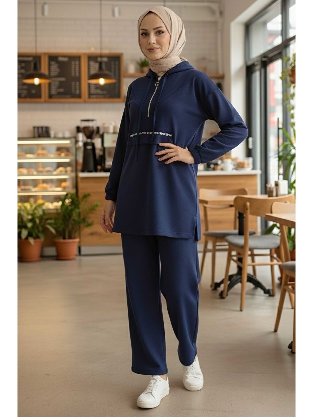 Taş Detaylı Bileği Lastikli Modal İkili Takım Lacivert - 1001-LACIVERT-1