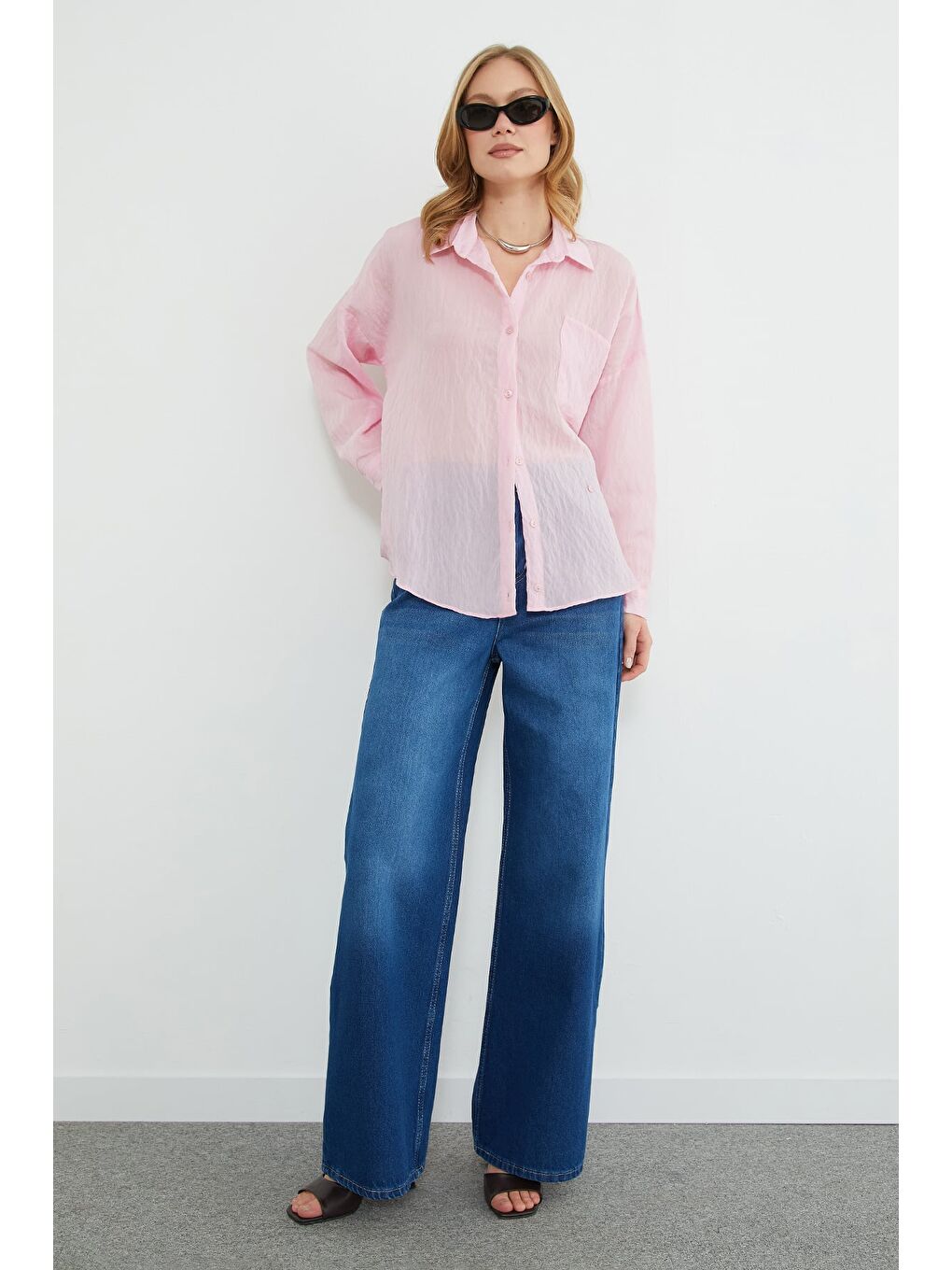 Pembe Tek Cepli Çapraz Düğmeli Oversize Gömlek-4