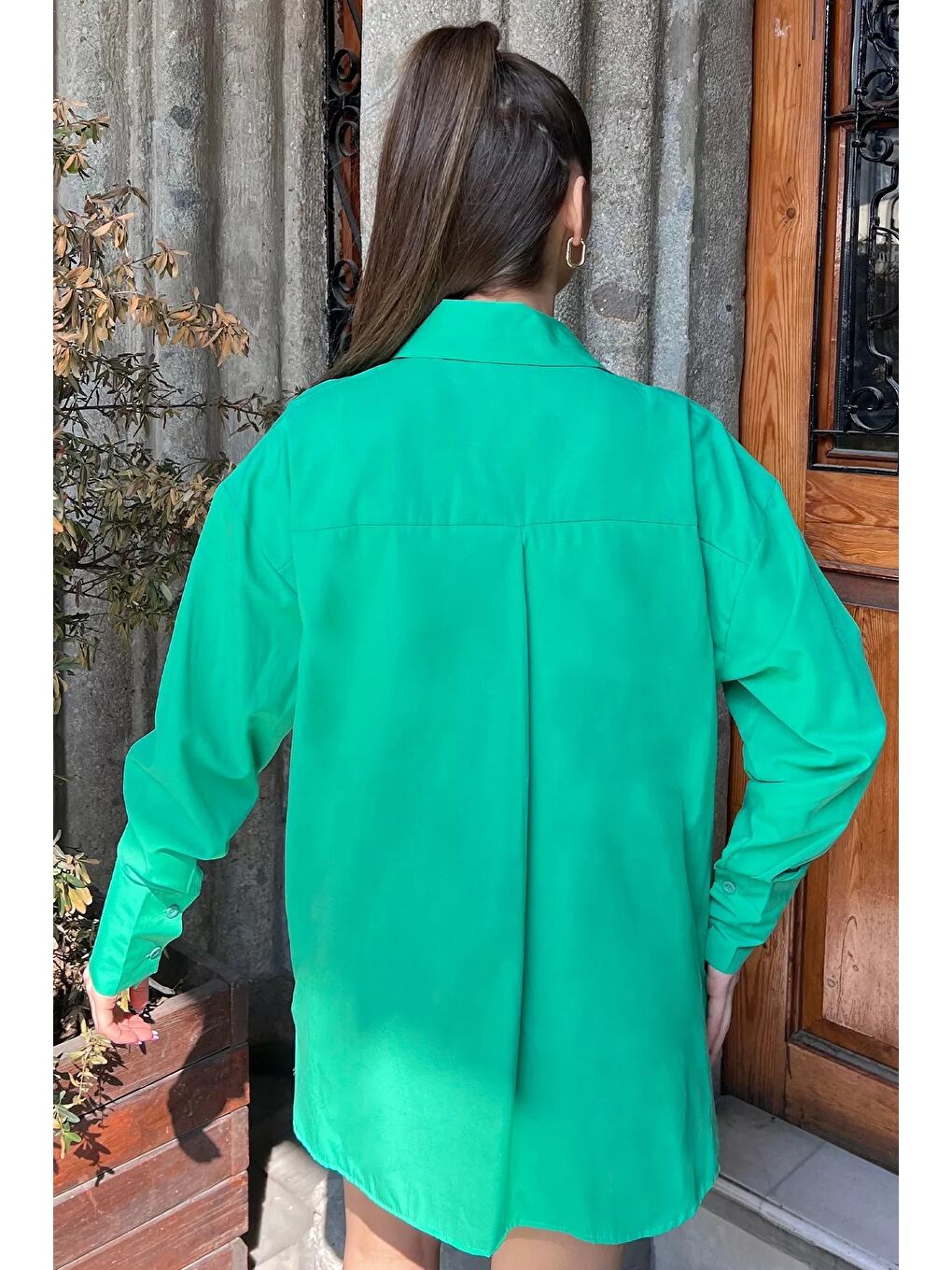 Yeşil Gül Detaylı Tarz Kadın Gömlek-4
