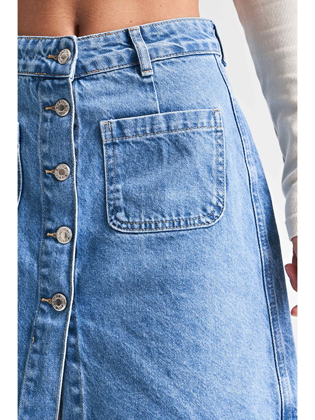 Mavi Kadın Jean Rengi 1S54 Önü Düğmeli Cepli  100 Pamuk Denim Etek-2