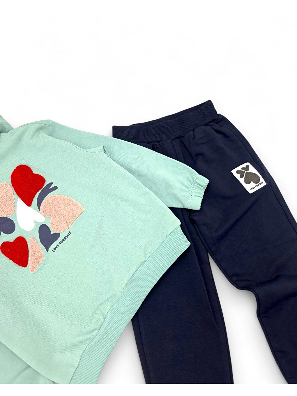 Yeşil Kız Çocuk Kalp Baskılı, Kapüşonlu Sweatshirtlü Mevsimlik Alt Üst Eşofman Takımı-4